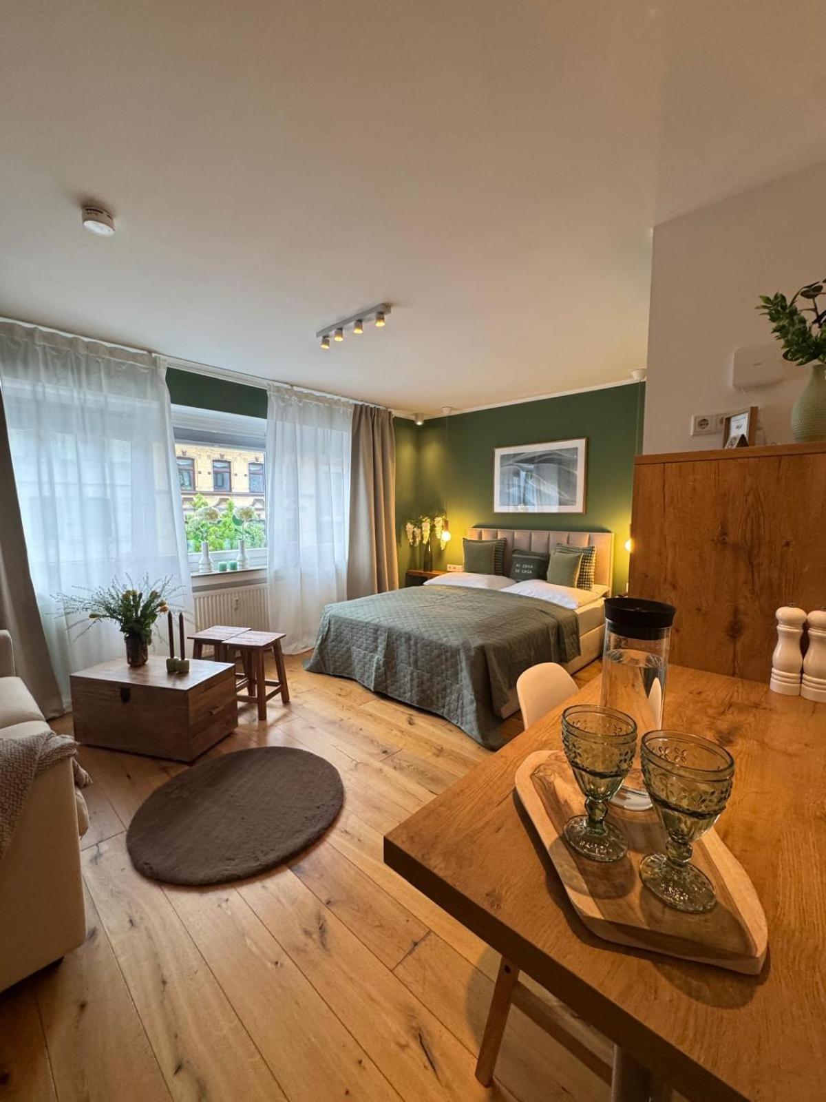 Nettes In Duesseldorf-derendorf - Stylisch + Gemuetlich Apartment *