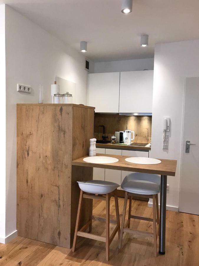 Nettes In Duesseldorf-derendorf - Stylisch + Gemuetlich Apartment